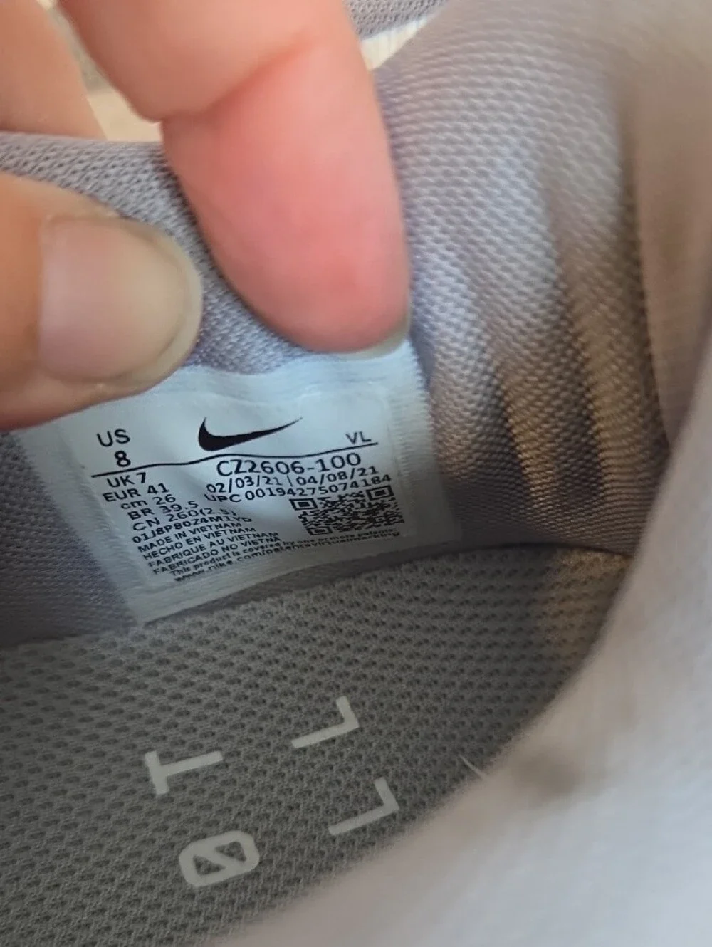Nike streamlined athletic